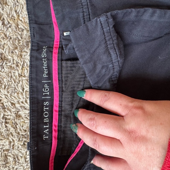 Talbots Shorts - Picture 2 of 3